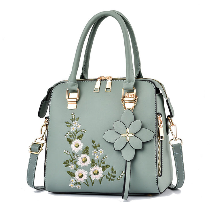 Make a Statement with Our Fashion Flowers Embroidered Handbag: The Epitome of Elegance