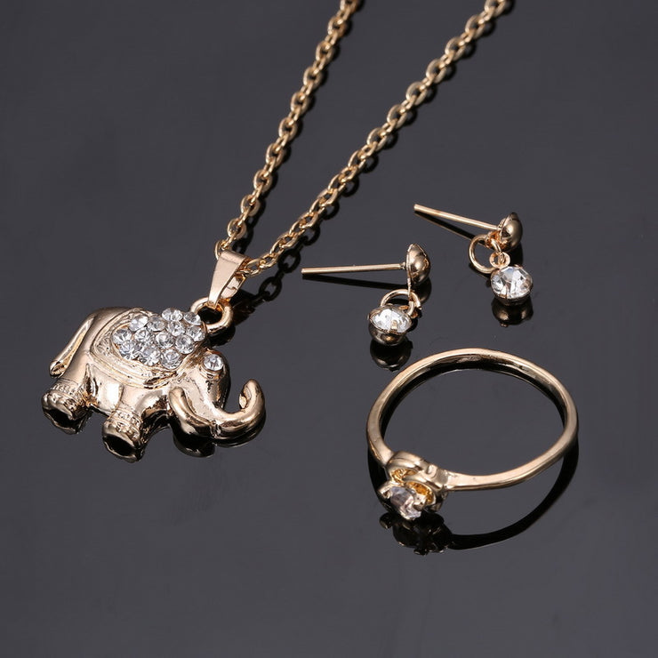 Wild Elegance: Animal-Themed Jewelry Wholesale