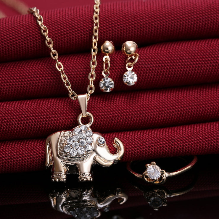 Wild Elegance: Animal-Themed Jewelry Wholesale