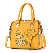 Make a Statement with Our Fashion Flowers Embroidered Handbag: The Epitome of Elegance