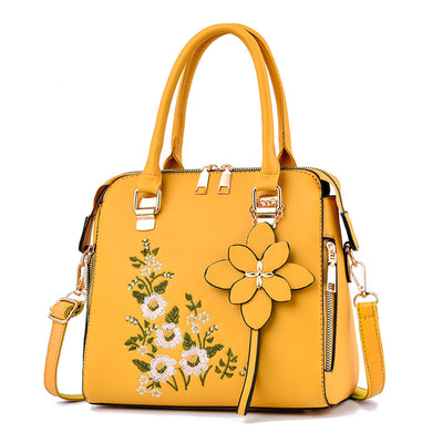 Make a Statement with Our Fashion Flowers Embroidered Handbag: The Epitome of Elegance