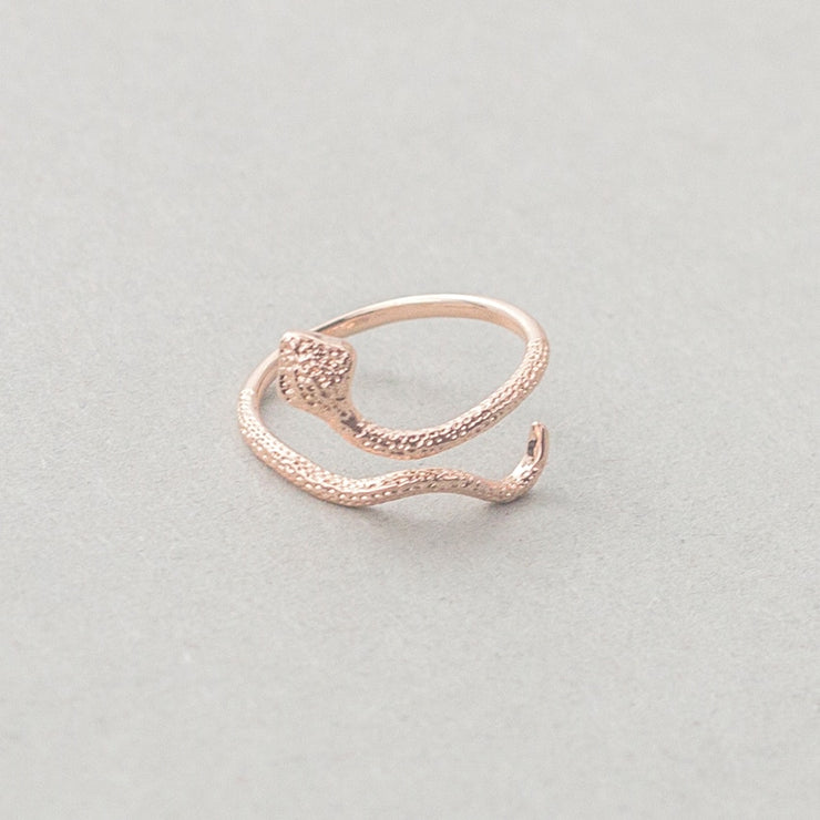 Exaggerated Snake Ring - Personality Punk Fashion Statement