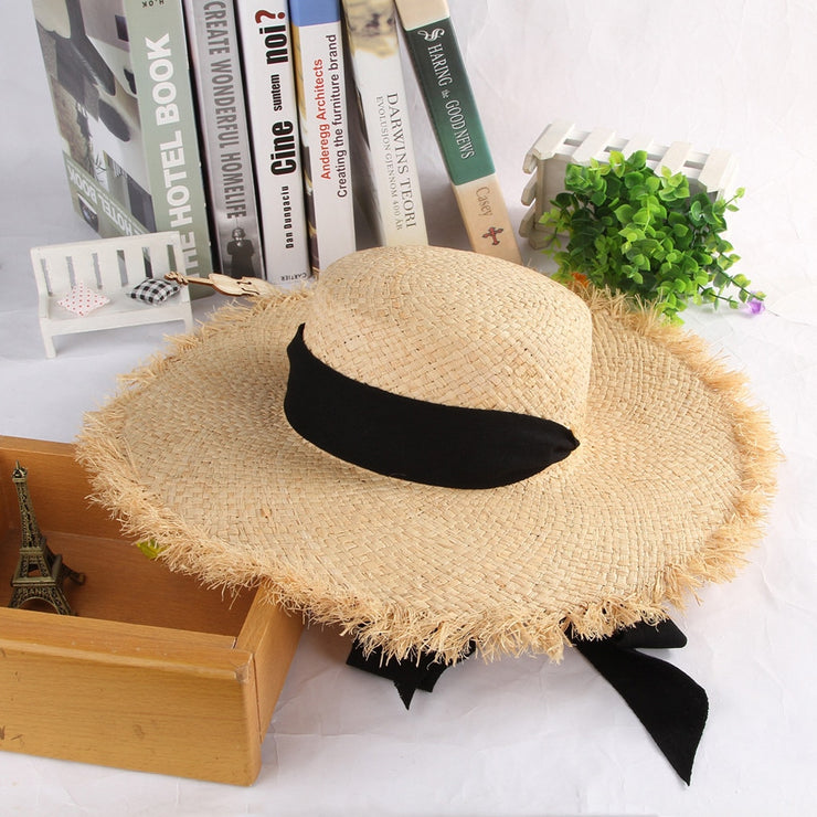 Sunny Chic: HAWCOAR Ladies Summer Sun Beach Straw Hat for Effortless Elegance