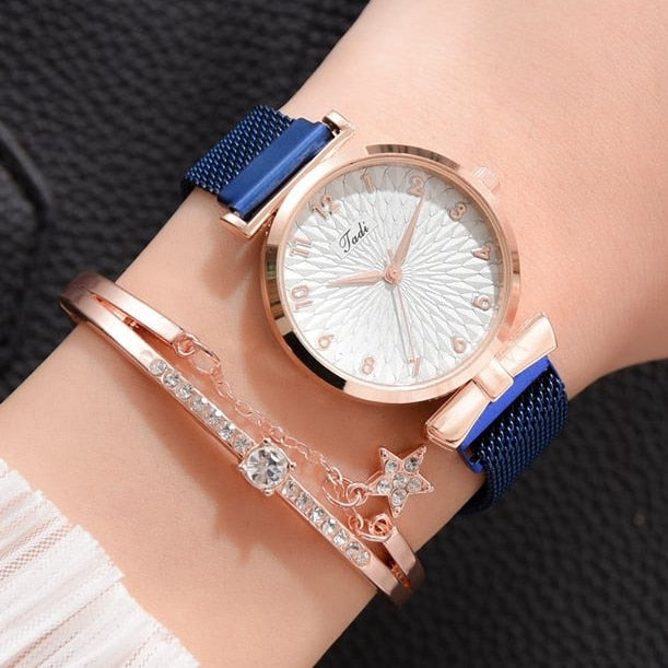 Pink Dial Elegance: Luxury Women's Bracelet Quartz Watch