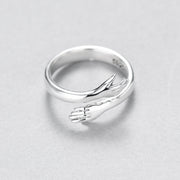 Vintage Love Hug Opening Couple Rings - Symbol of Affection