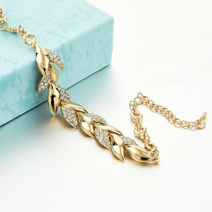 Bohemian Style Women's Gold Bracelet - Free-Spirited Charm