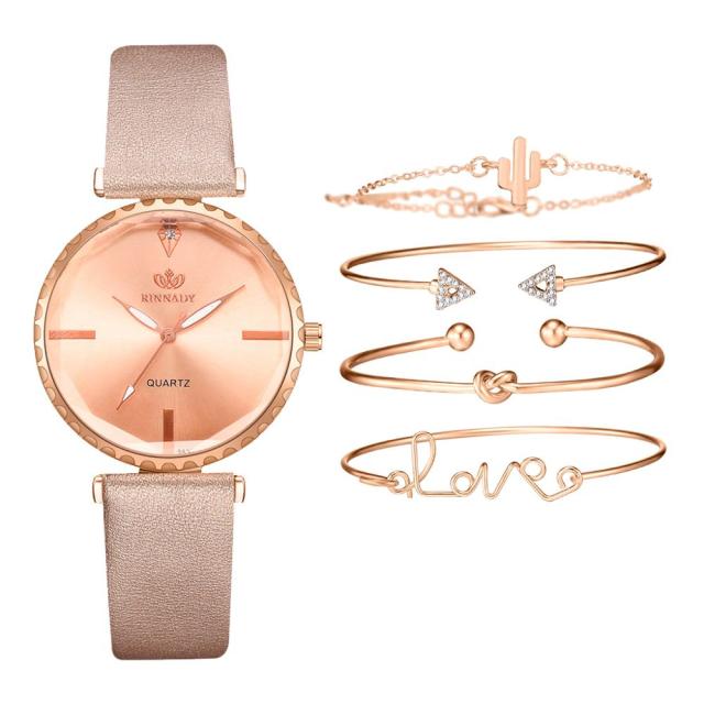 Elegance in Every Tick: Fashion Women's Watch with Luxury Leather Band and Analog Quartz Movement