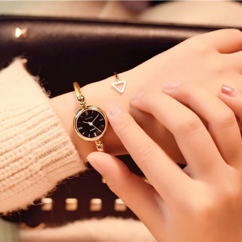 Glamorous Retro Gold Bracelet Watches for Women