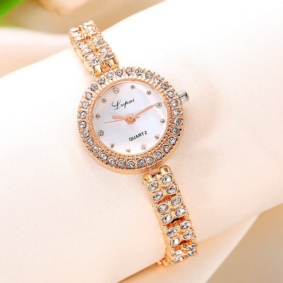 Elegance Unveiled: Zayla's Recommended Fashion Women's Crystal Watch