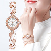 Dazzling Elegance: Luxury Crystal Bracelet Watches for Women - Fashionable Quartz Timepieces!